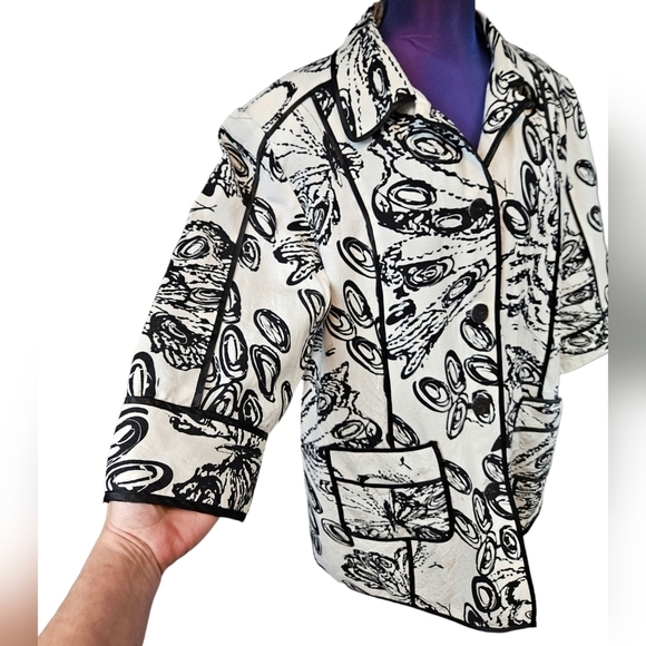 Chico's Black & White Butterfly Floral Linen Button Up Jacket Size 16 Women B11 - Picture 4 of 10